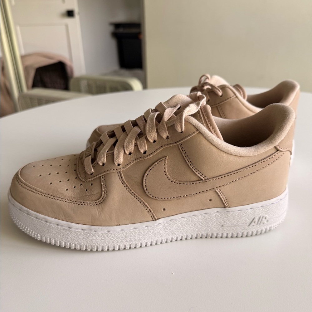 Nike Beige Air Force 1 Sneakers